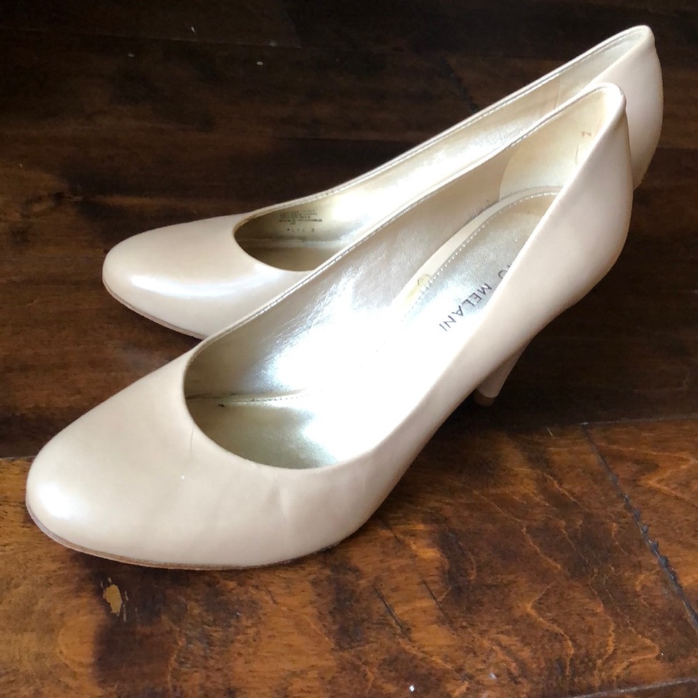 Nude heels size 8.5